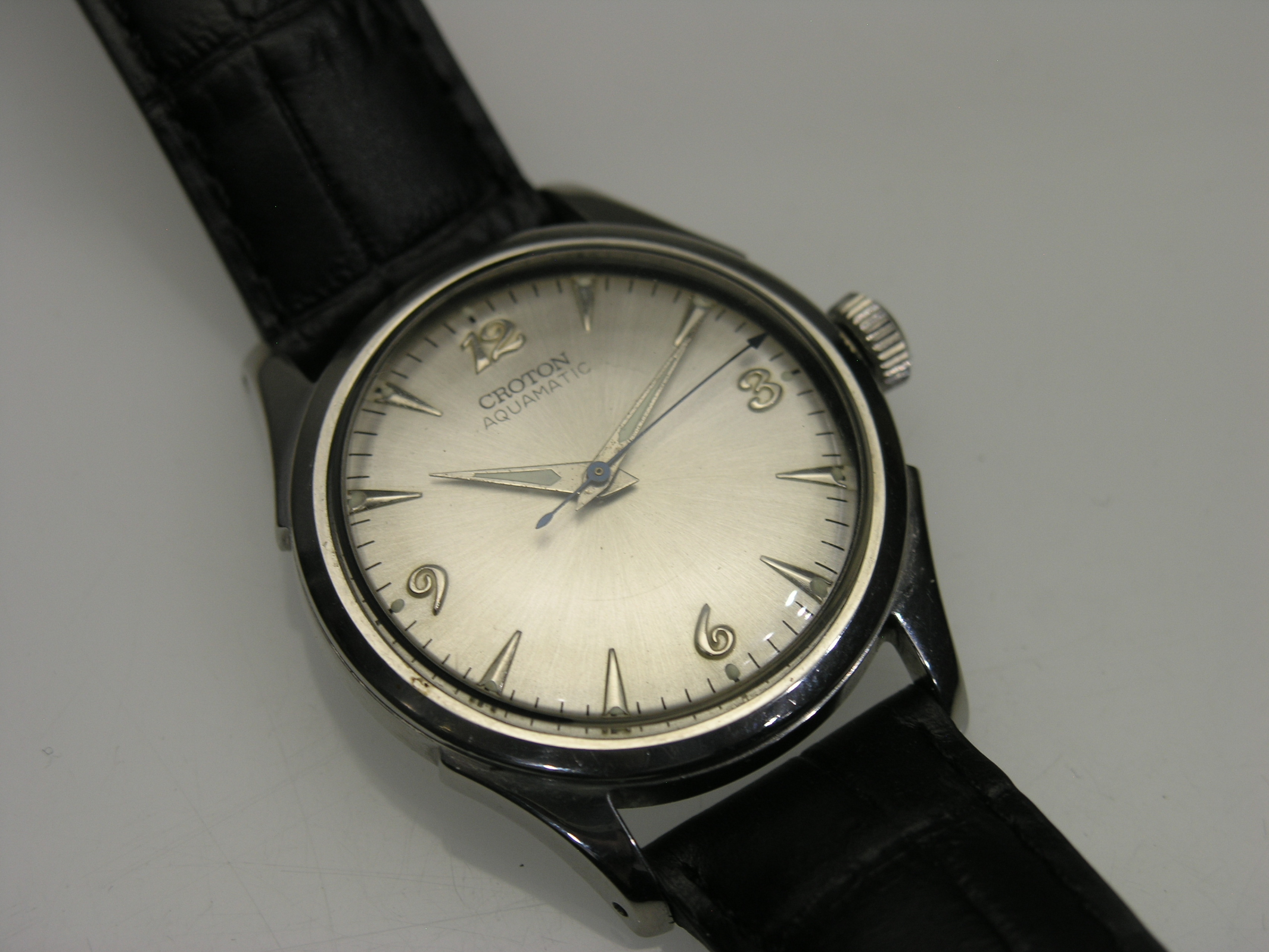 Croton Automatic Watch - The Best Original Gemstone